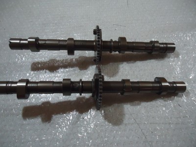 Kawasaki GPZ600R Engine Camshafts GPZ600 Inlet Exhaust Camshaft