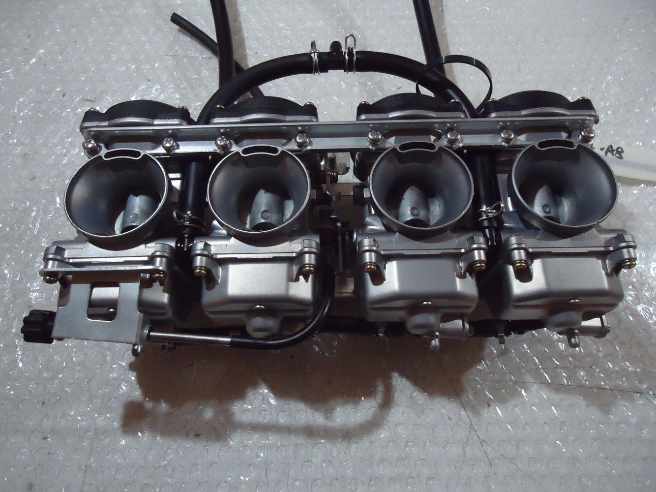 Kawasaki GPZ900R Carbs GPZ900 Carburettor Carburettors