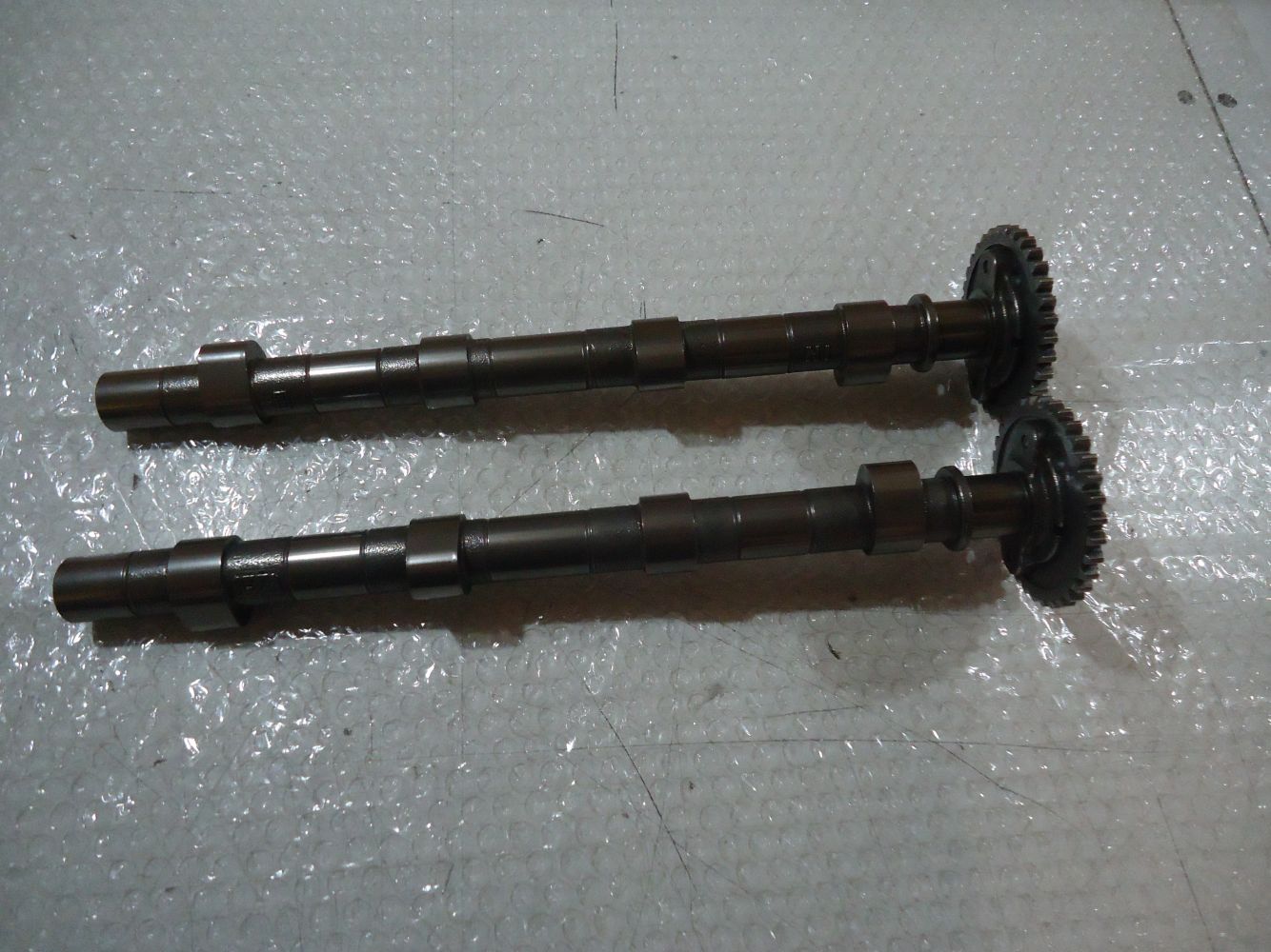 Kawasaki GPZ900R Camshafts GPZ900 Engine Inlet Exhaust Camshaft