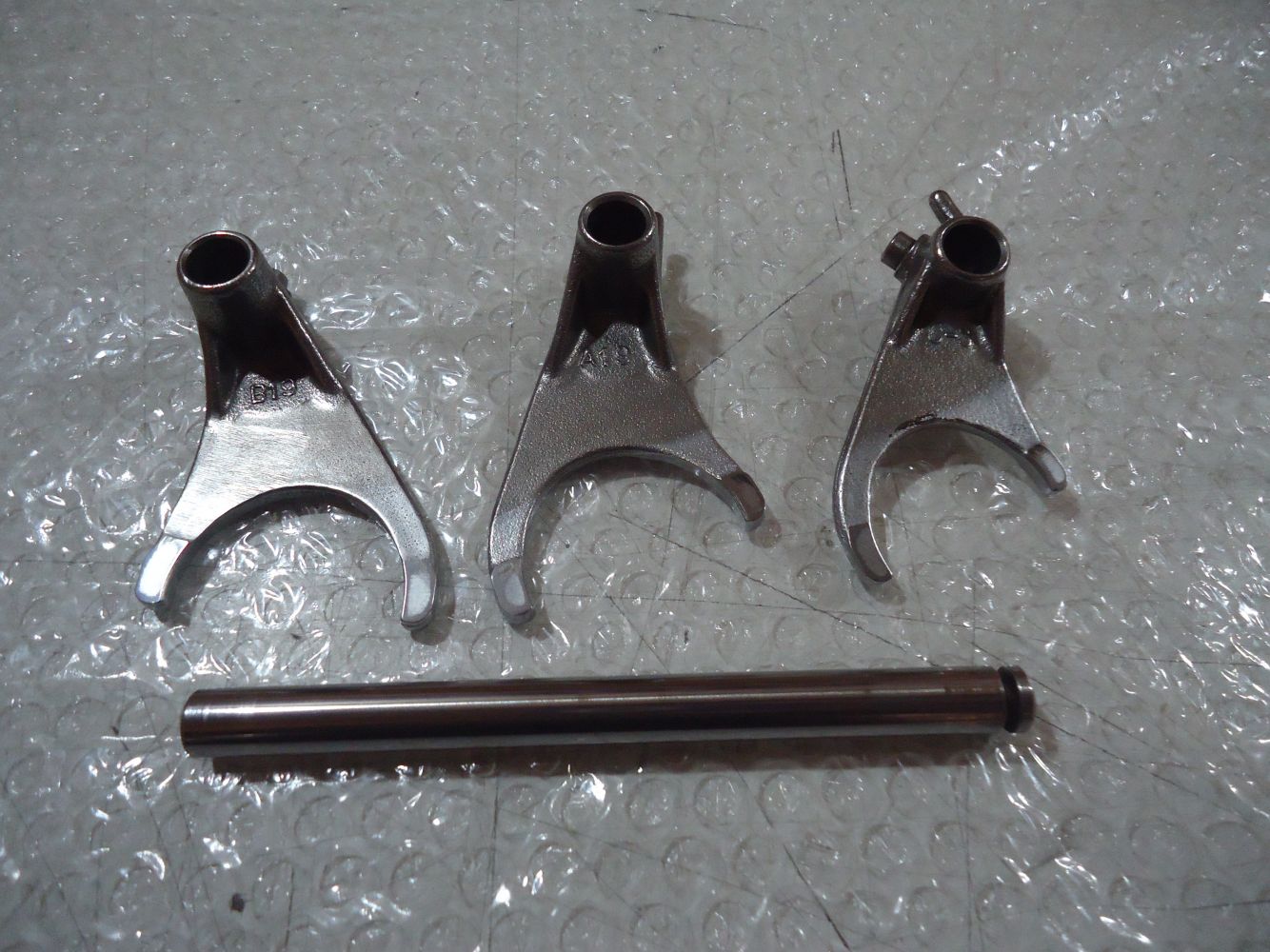 Kawasaki GPZ900R Engine Gear Selector Forks GPZ900 Gearbox Forks