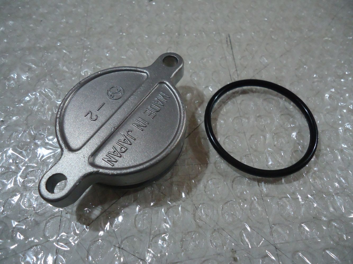 Kawasaki ZR750 Zephyr Engine Starter Clutch Shaft Cap 