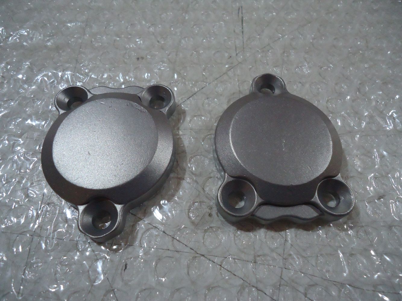 Yamaha FZR1000 Genesis Engine Crankshaft Cover Caps FZR 1000