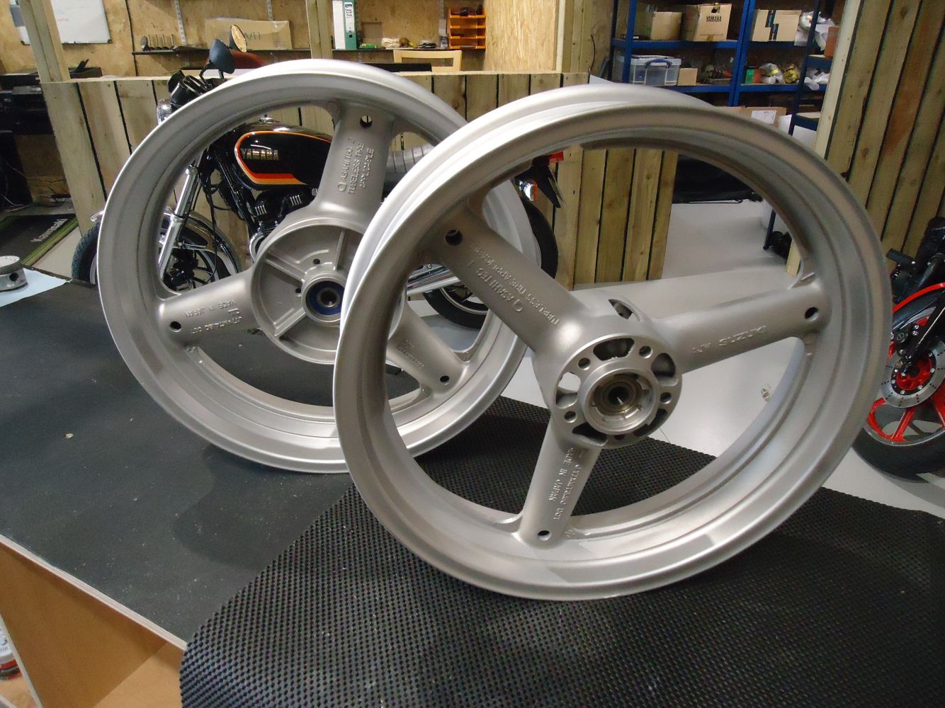 Suzuki SV650 Wheels SV 650 Front Rear Wheel 