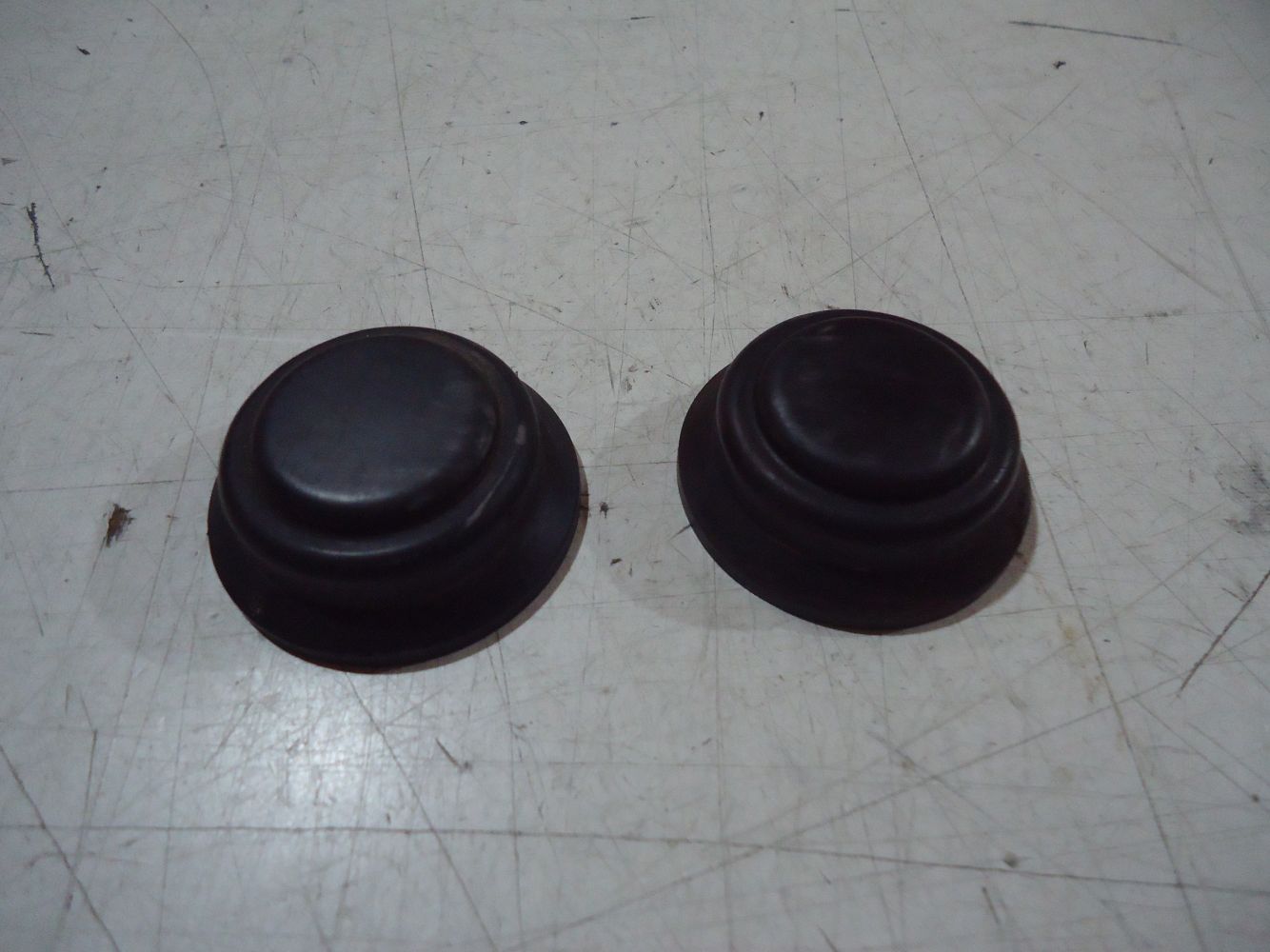 Suzuki GS850G Swingarm Spindle Bolt Covers GS850