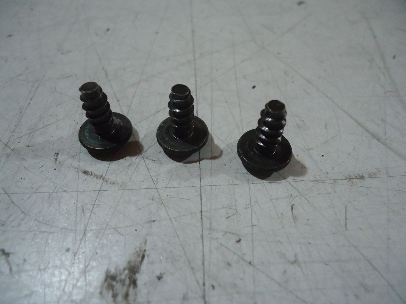 Yamaha YZF1000R Rear Fairing Centre Screws YZF1000