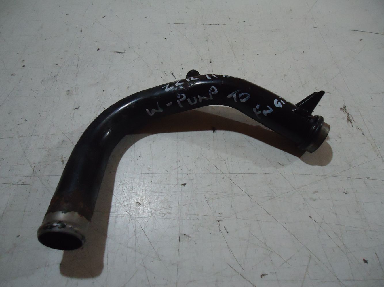 Kawasaki ZZR1100 Engine Water Pump Pipe ZX-11 Water Pipe