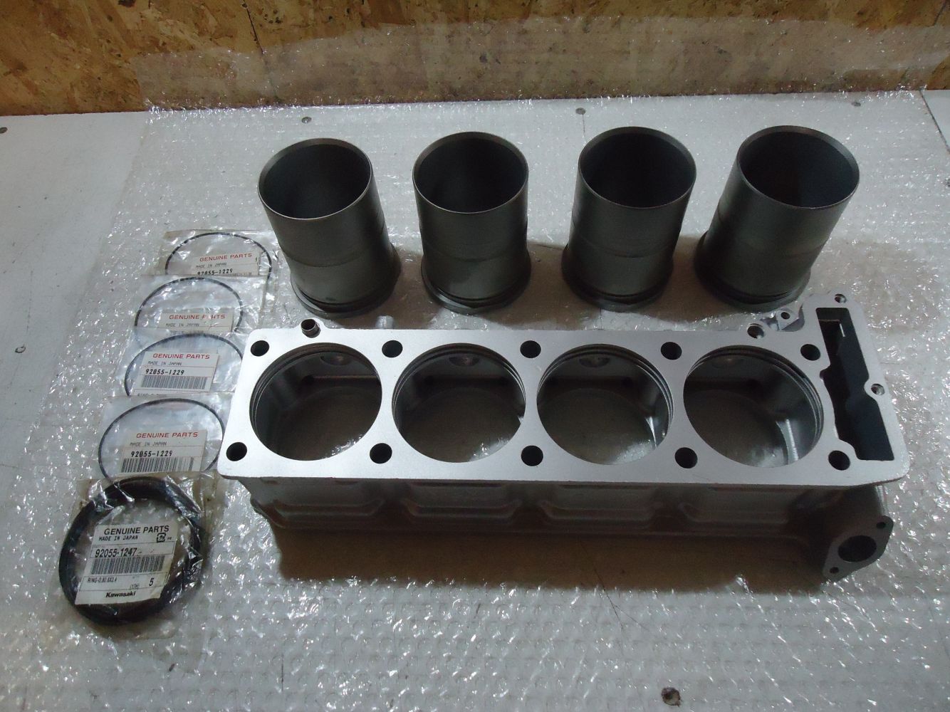 Kawasaki GPZ900R Cylinder Barrels GPZ900 Engine Barrels