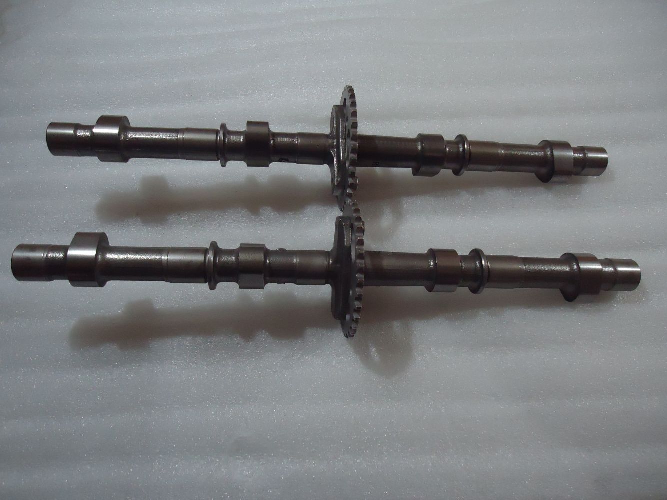 Suzuki GSX750F Engine Camshafts GSX750 Inlet Exhaust Camshaft