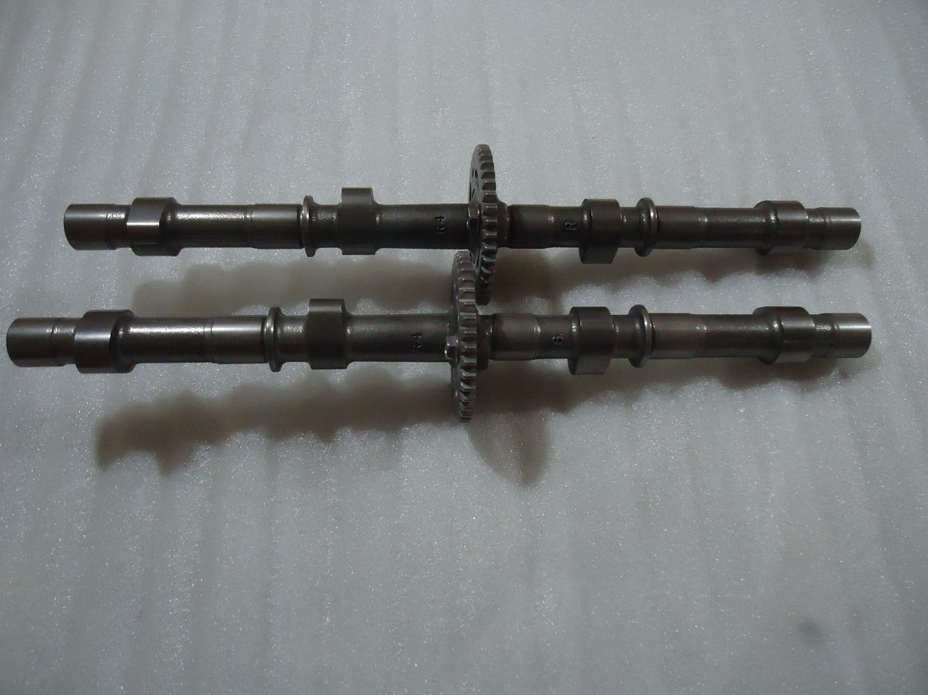 Suzuki GSF600 Bandit Engine Camshafts GSF 600 Inlet Exhaust Camshaft