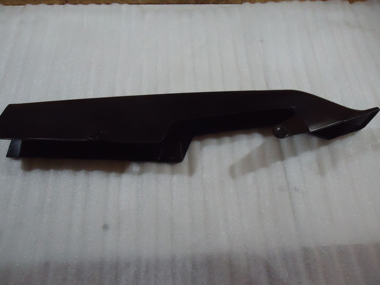 Kawasaki GPZ1100A Unitrak Chainguard GPZ1100 Chain Guard