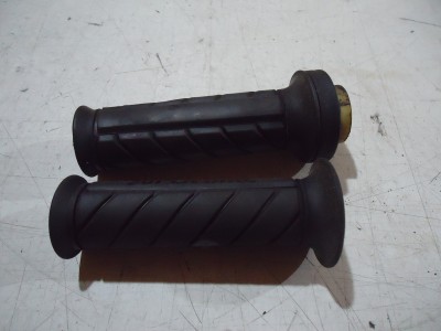 Kawasaki GPZ1100A Unitrak Grips GPZ1100 Throttle Sleeve & Grip