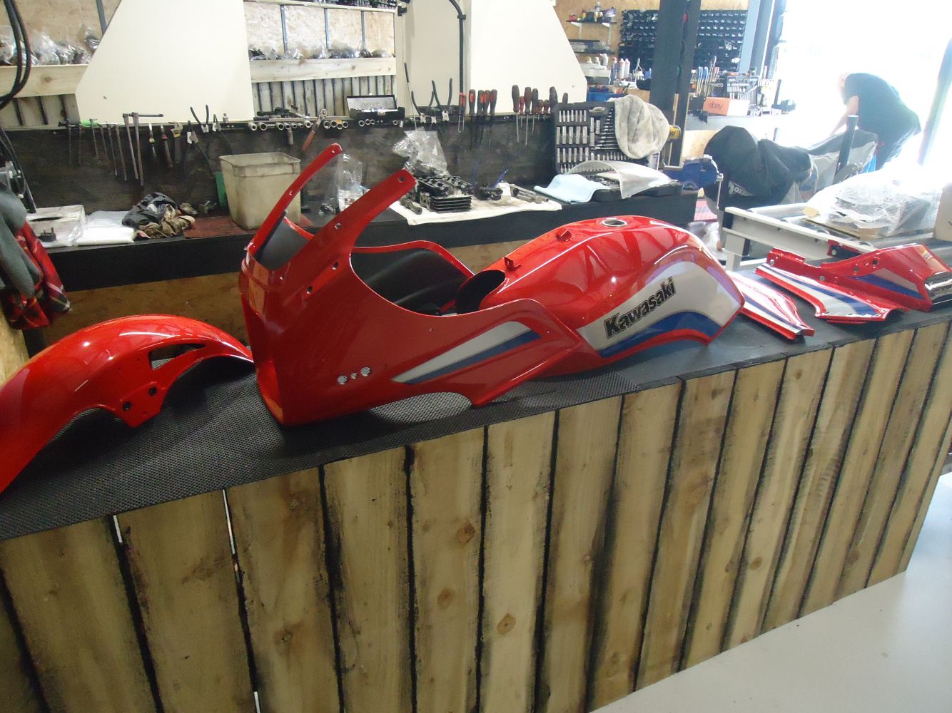 Kawasaki GPZ1100A Unitrak Refurbished Bodywork GPZ1100 Fuel Tank Side Panel Fairing Nose Cone