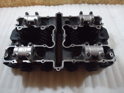 Kawasaki GPZ1100A Unitrak Engine Cylinder Head GPZ1100 