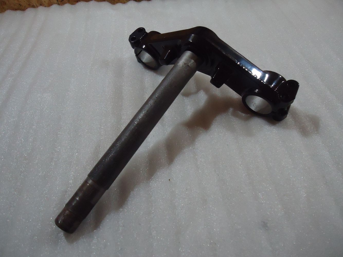 Kawasaki GPZ1100A Unitrak Lower Fork Yoke GPZ1100 Bottom Yoke