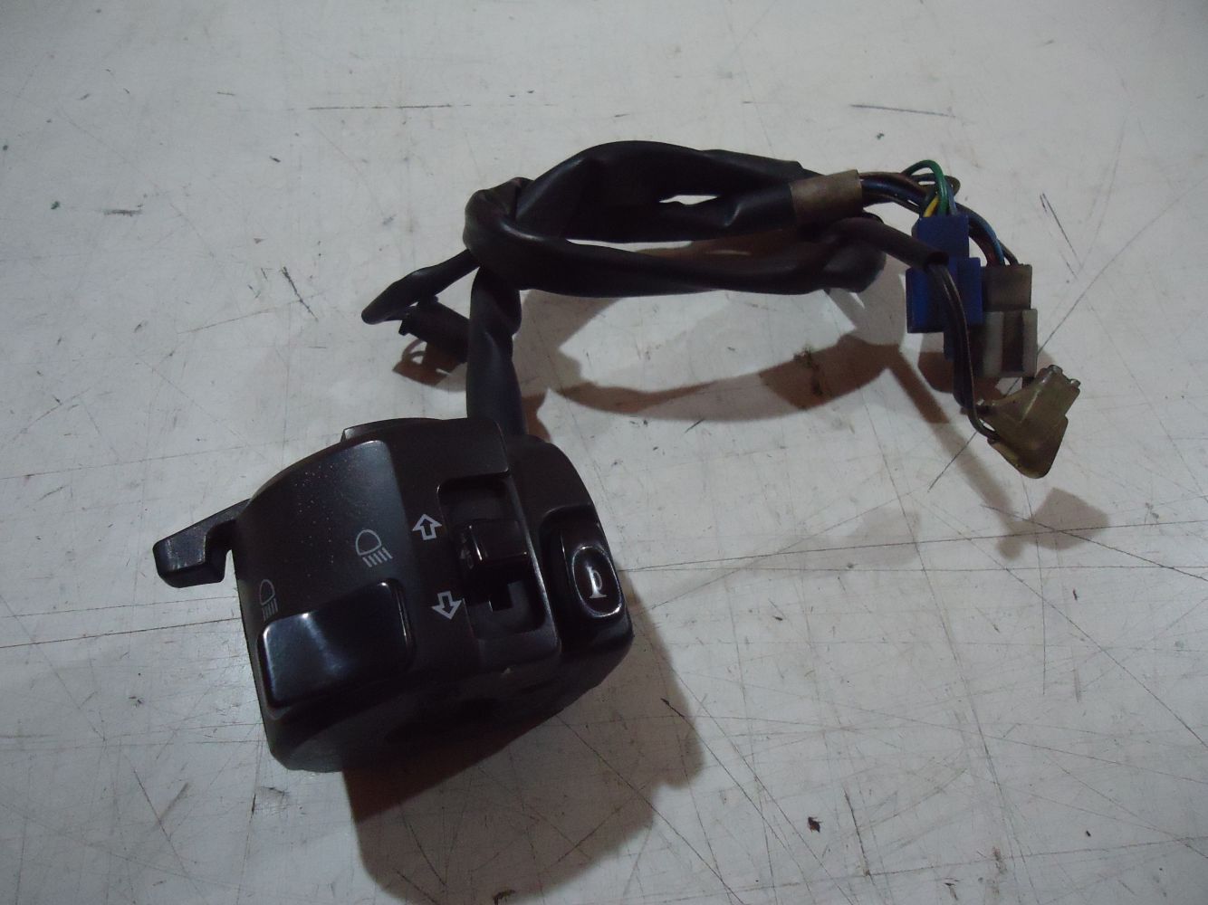 Yamaha YZF1000R Thunderace L-H Switchgear YZF1000 Handlebar Switch