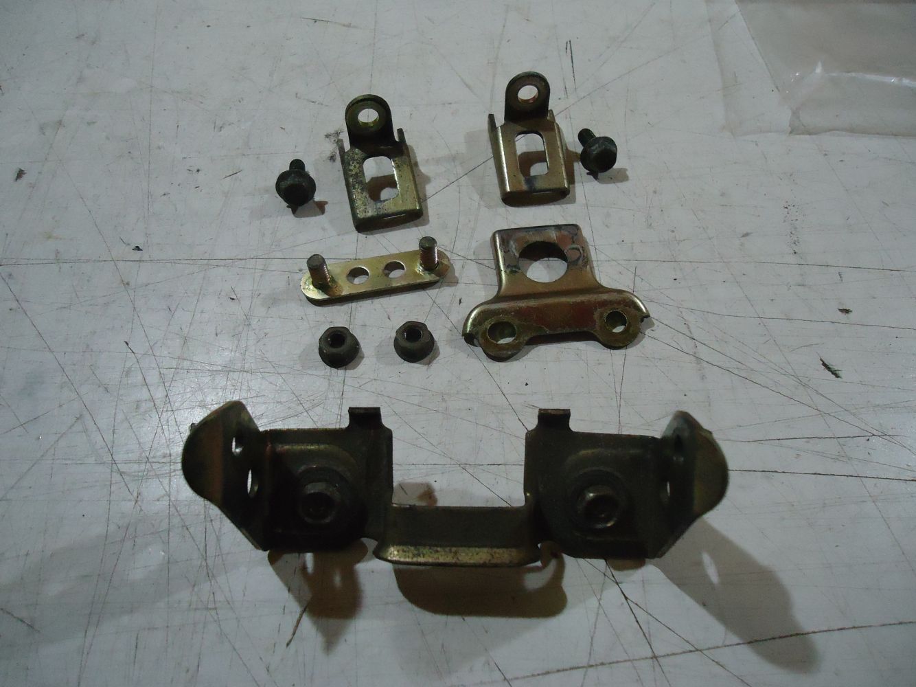 Yamaha YZF1000R Thunderace Seat Latch Catch Brackets YZF1000