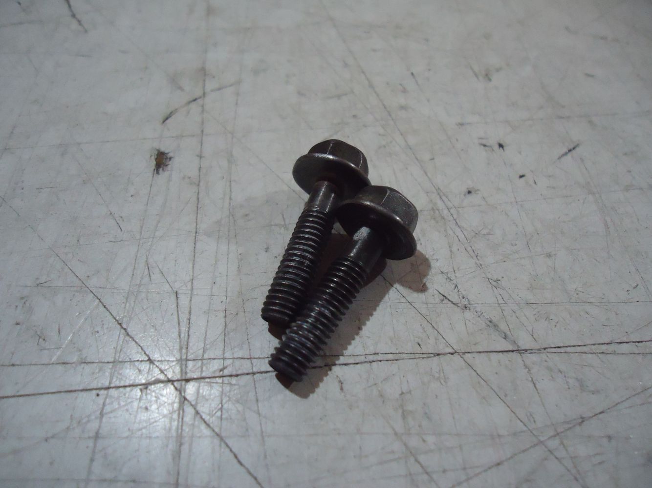 Yamaha YZF1000R Thunderace Starter Motor Bolts YZF10000