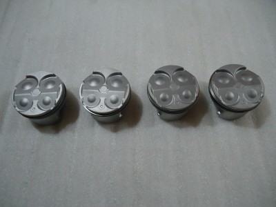 Suzuki GSXR600 SRAD Pistons & Rings GSXR 600 Engine Piston GSX-R600