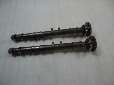 Suzuki GSXR600 SRAD Engine Camshafts GSX-R 600 Inlet Exhaust Camshaft