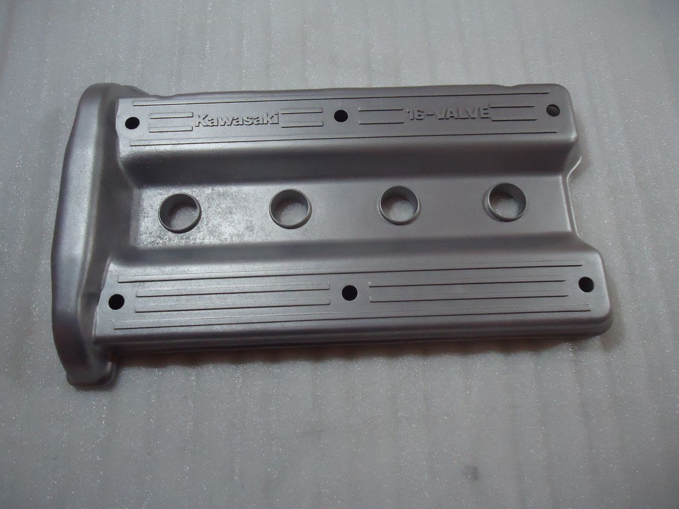 Kawasaki GPZ900R Engine Rocker Cam Cover GPZ900 Cylinder Head Cover