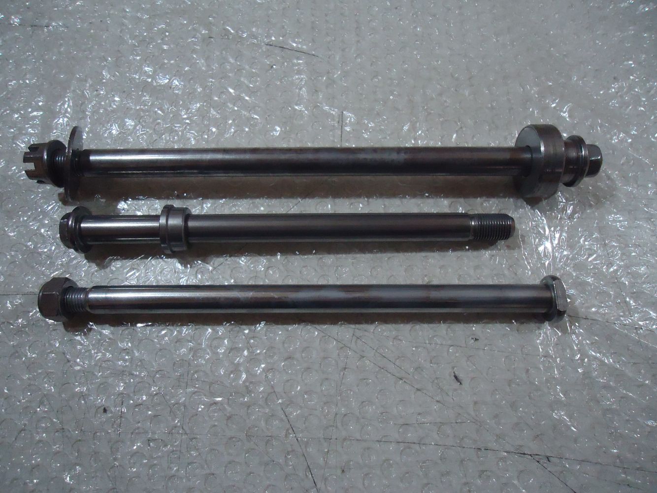 Yamaha XJ600S Diversion Front Rear Wheel Spindles XJ600 Swingarm Axle Spindle