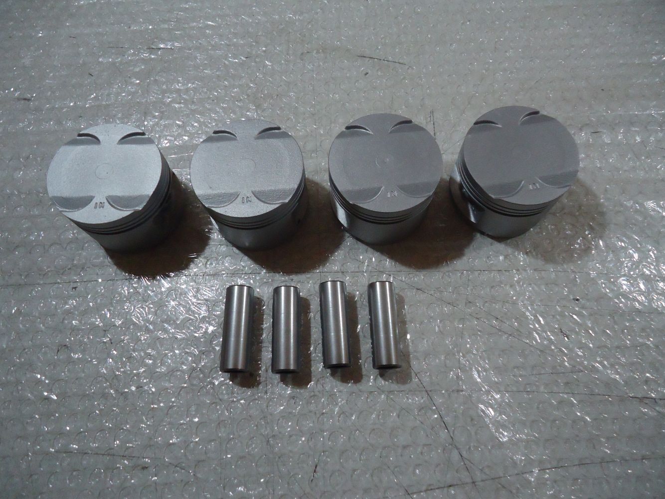 Honda CBX750F Engine Pistons CBX750 Piston