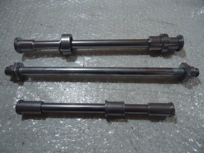 Kawasaki GPZ900R Front Rear Wheel Spindle Axles GPZ900 Spindles GPZ750R
