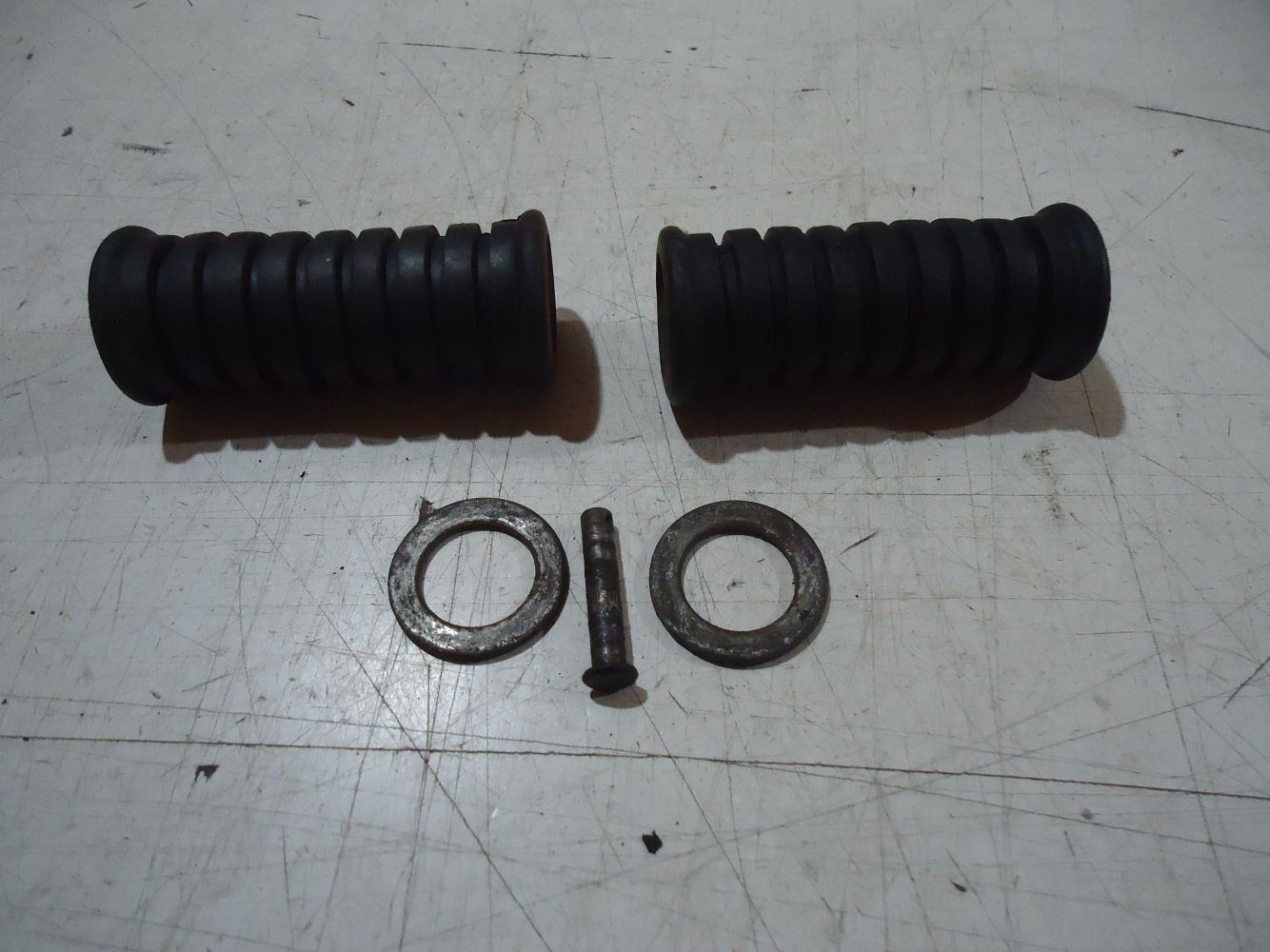 Yamaha DT50 Rear Footrest Rubbers DT 50