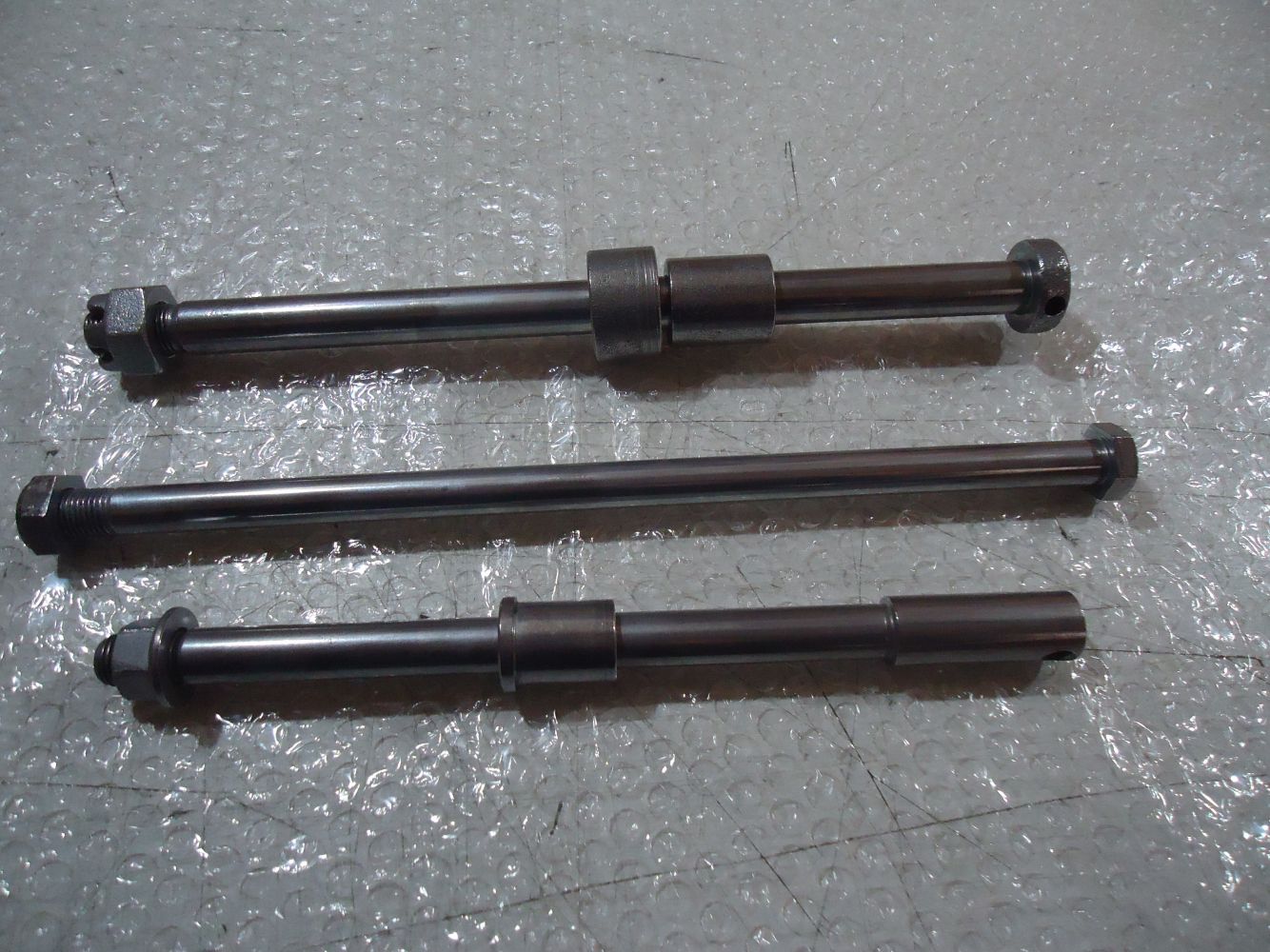 Kawasaki GPZ550 Front Rear Wheel Spindle Axles GPZ 550 Unitrak Swingarm Axle Spindles