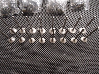 Kawasaki ZX7R Inlet Exhaust Valve ZX-7R Engine Valves