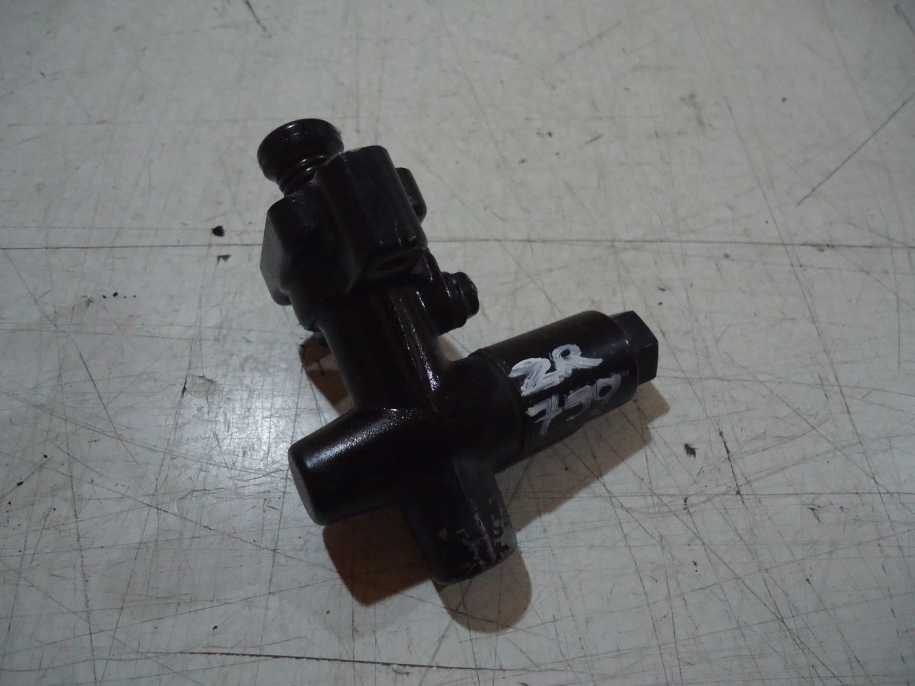 Kawasaki 750 Zephyr Engine Camchain Tensioner ZR750