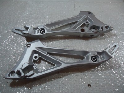 Suzuki GSX550ES Footrest Hangers GSX550 Footpeg Mount Brackets Hanger