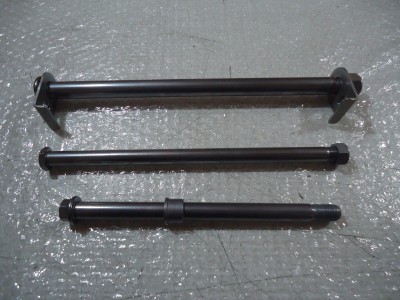 Yamaha YZF600R Thundercat Front Rear Wheel Spindle Axles YZF600 Swingarm Axle Spindles