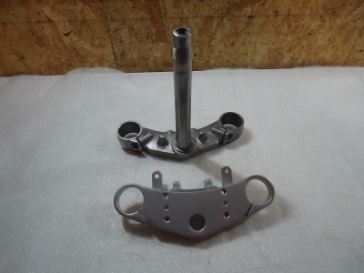 Kawasaki 750 Zephyr Top Bottom Fork Yokes ZR750 Upper Lower Yoke