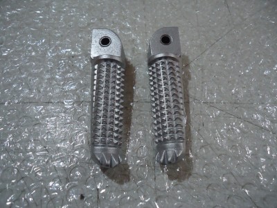 Yamaha FZS600 Fazer Rear Footrests FZS 600 Pillion Footpegs Footrest