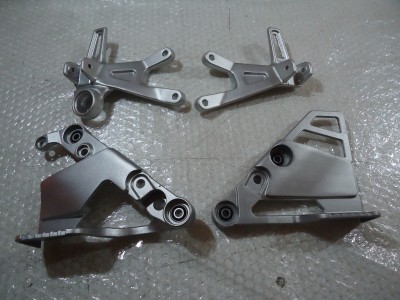 Yamaha FZ750 Footrest Hangers FZ 750 Genesis Footpeg Mount Brackets Hanger
