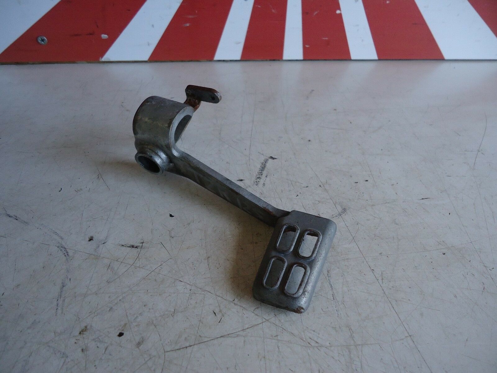 YAMAHA TZR125 REAR BRAKE PEDAL 