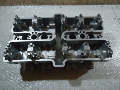 Kawasaki GPZ600R Cylinder Head GPZ600 Engine Head ZX600 GPX600R