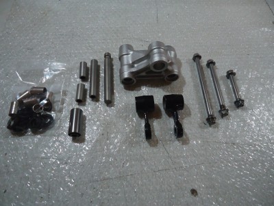 Honda VF750F Interceptor Rear Shock Linkage VF750 Shock Absorber Bolts VF 750 RC15