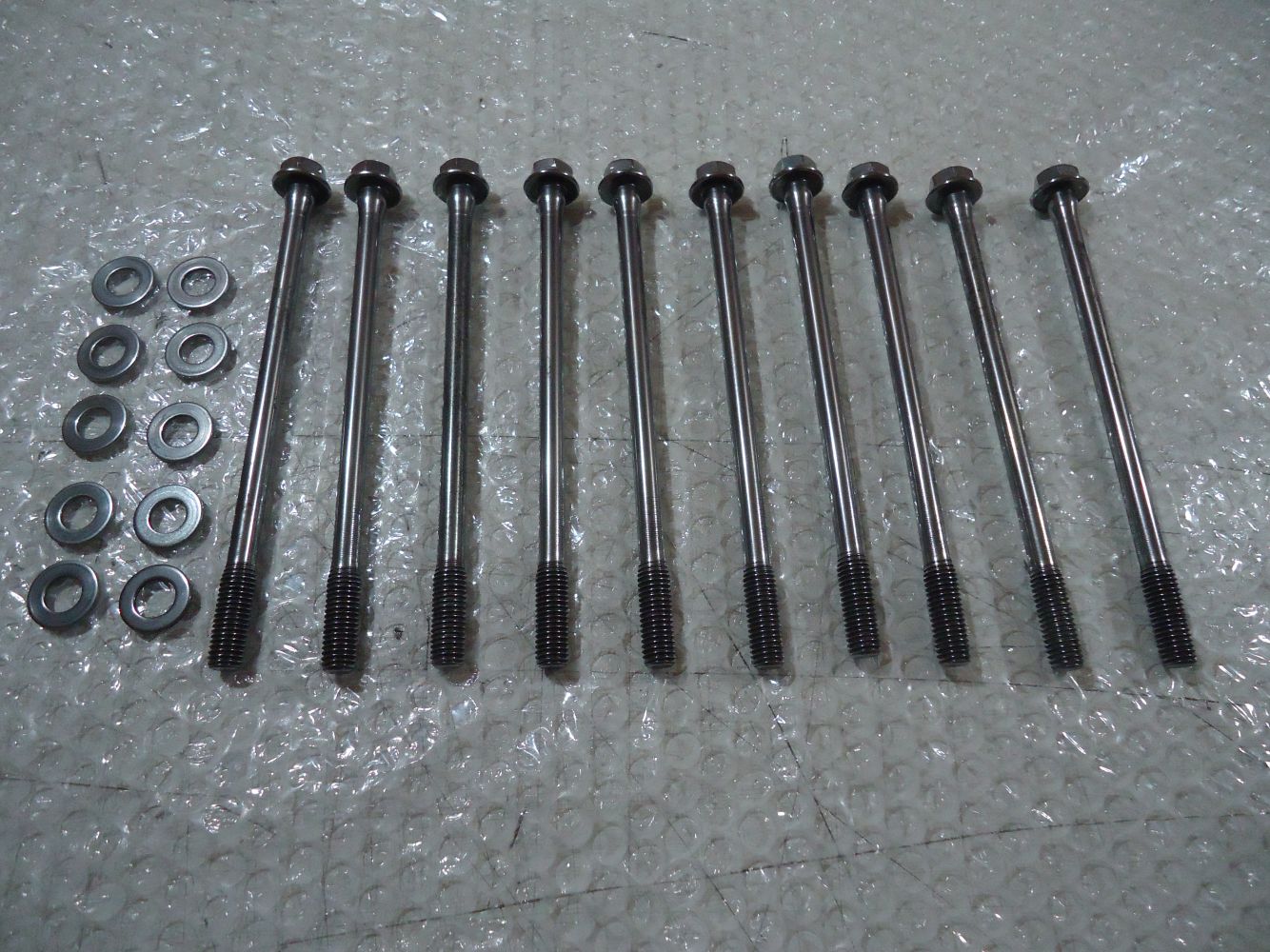 Kawasaki GPZ900R Cylinder Head Bolts GPZ900 Engine Head Bolt GPZ 900 ZX900A