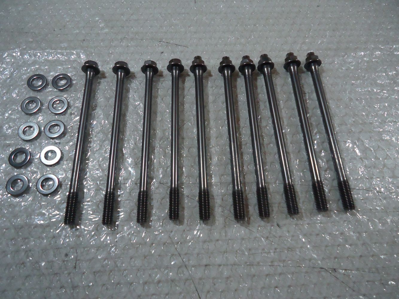 Kawasaki GPZ900R Engine Head Bolt GPZ900 Cylinder Head Bolts GPZ 900 ZX900A