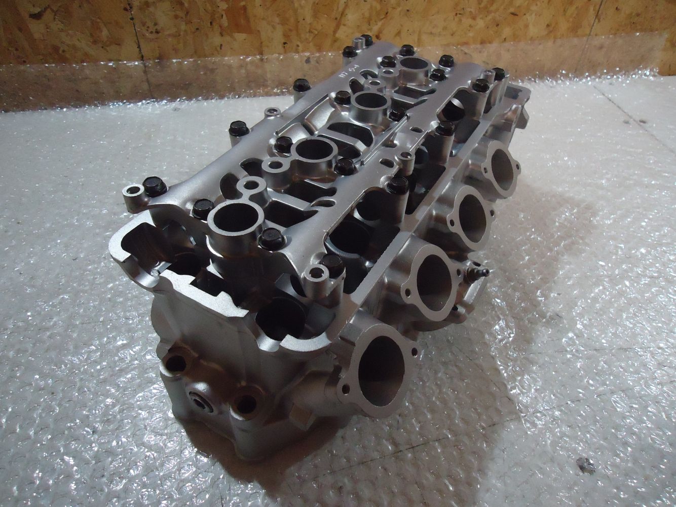 Kawasaki ZX6R Cylinder Head ZX-6R Engine Head ZX6 Camshaft Clamps