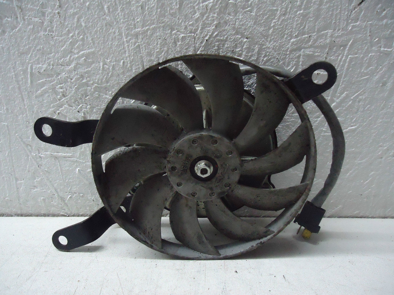 YAMAHA R6 RADIATOR FAN YZF600 FAN