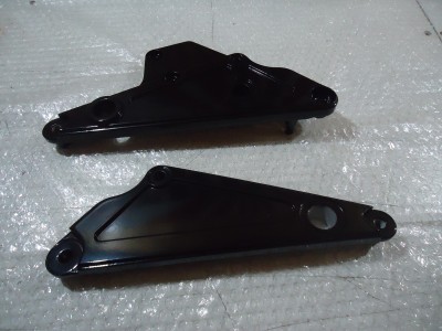 Kawasaki GT750 Footrest Hanger Brackets GT 750 Footpeg Mount Hangers GT750P