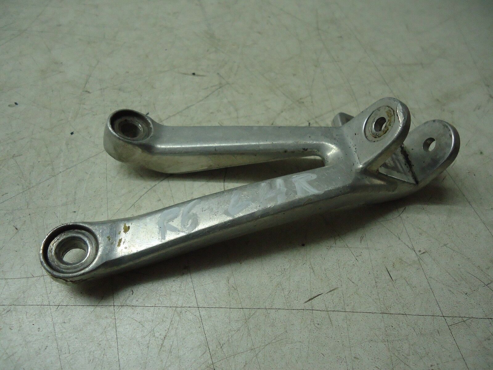 Yamaha R6 Rear Footrest Hanger YZF-R6