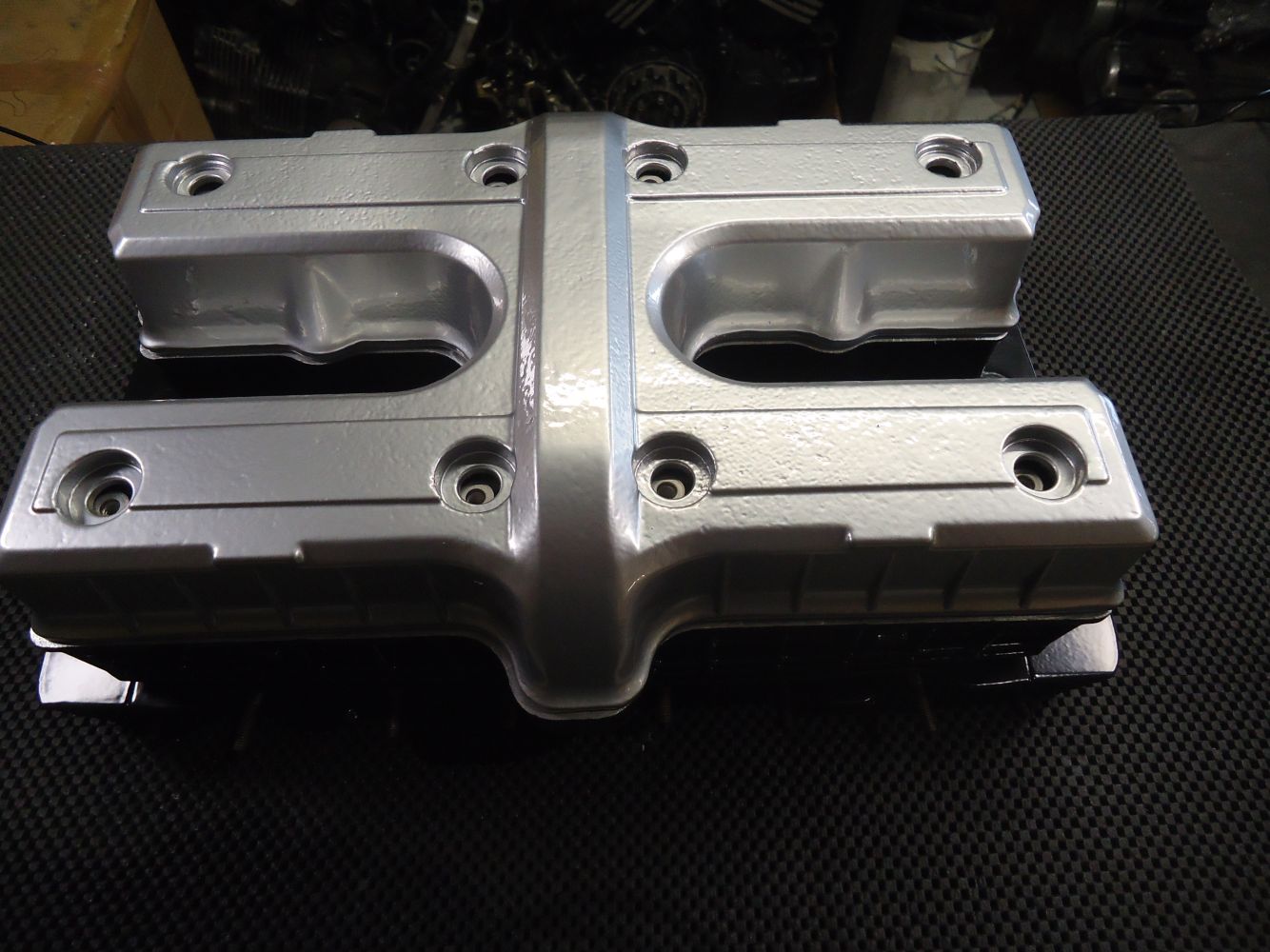 Honda CBX750F Cylinder Head Rocker Cover CBX750 Engine RC17
