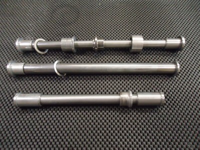 Kawasaki 750 Zephyr Wheel Spindles Axle Spindle ZR750
