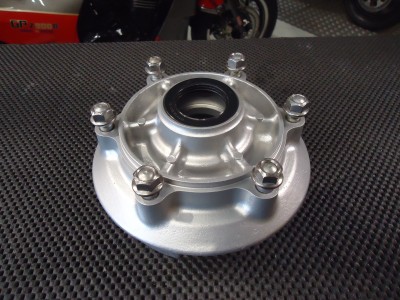Kawasaki 750 Zephyr Wheel Hub Sprocket Carrier ZR750