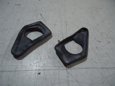 Kawasaki GPZ900R Grab Rail Rubbers GPZ900 ZX900A