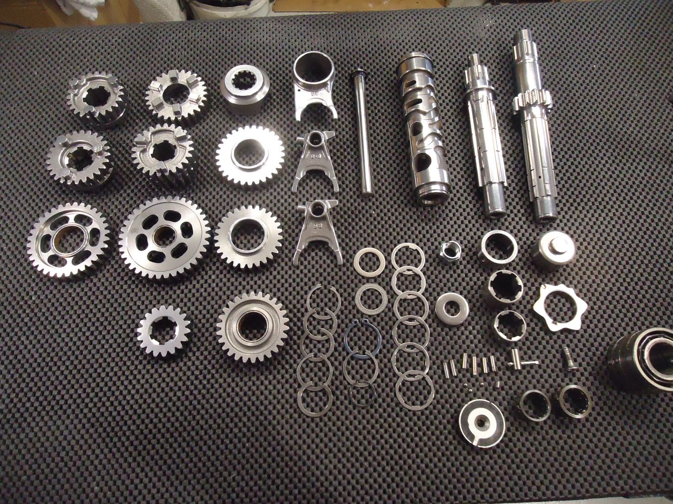 Kawasaki GT550 Gearbox GT 550 Primary Secondary Gears